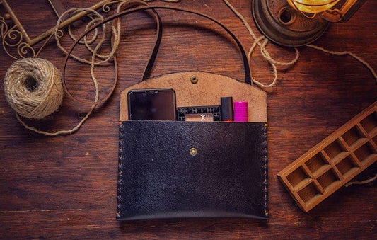 The Été (Black)- Crossbody Bag