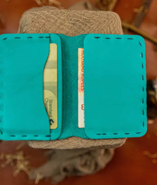 The Aura – Emerald Green - Smart Wallet