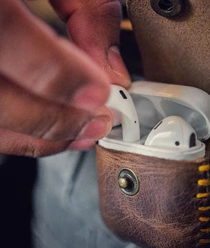 Prestige Brown - Leather Case for AirPods 2