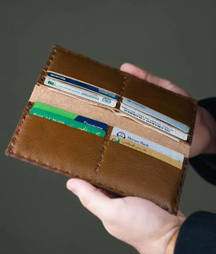 The Volonté – Veg-Tan Croc Leather Long Wallet (brown Inside)