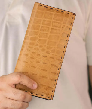 The Volonté – Veg-Tan Croc Leather Long Wallet (brown Inside)