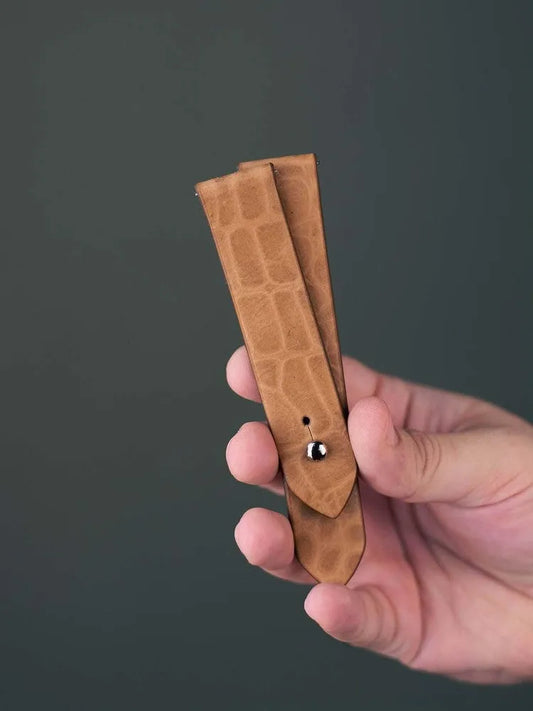 Veg-Tan Croc Leather Watch Strap - Quick Release Pins - The Hermoso